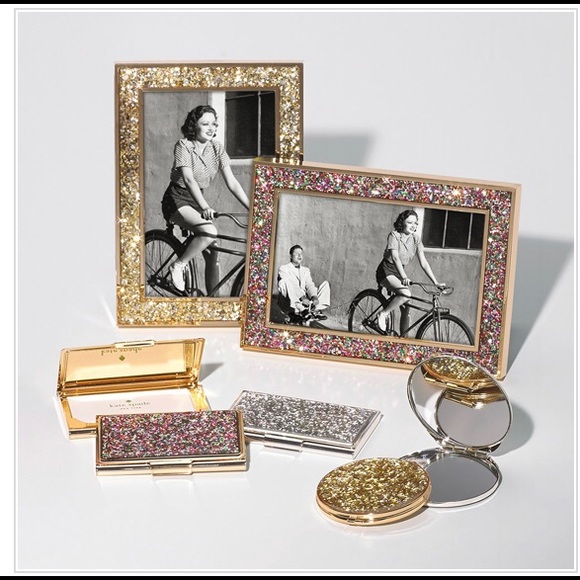 🚨SALE KSNY Simply Sparkling Compact Mirror Silver - Picture 6 of 8